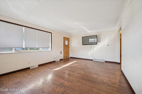 Tiny photo for 4492 283rd Street, Toledo, OH 43611 (MLS # 10000708)