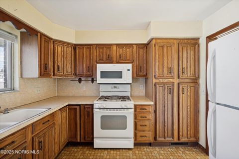 Tiny photo for 4492 283rd Street, Toledo, OH 43611 (MLS # 10000708)