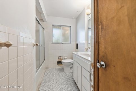 Tiny photo for 4492 283rd Street, Toledo, OH 43611 (MLS # 10000708)