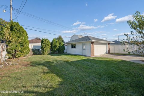 Tiny photo for 4492 283rd Street, Toledo, OH 43611 (MLS # 10000708)