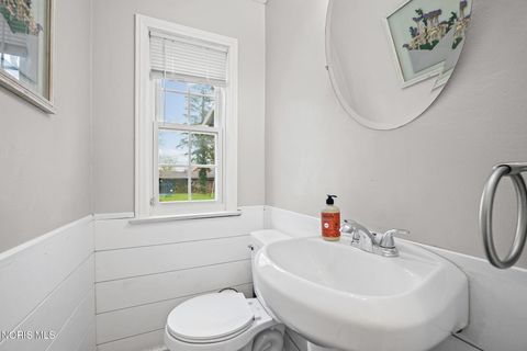 Tiny photo for 4008 Beechway Boulevard, Toledo, OH 43614 (MLS # 10006321)