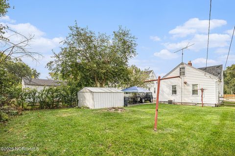 Tiny photo for 710 N Byrne Road, Toledo, OH 43607 (MLS # 10002176)