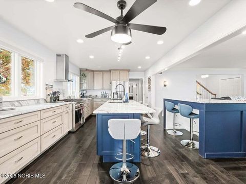 Tiny photo for 4710 305th Street, Toledo, OH 43611 (MLS # 10000898)