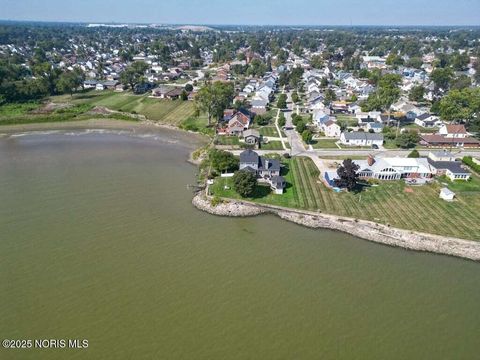 Tiny photo for 4710 305th Street, Toledo, OH 43611 (MLS # 10000898)