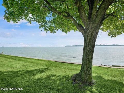 Tiny photo for 4710 305th Street, Toledo, OH 43611 (MLS # 10000898)