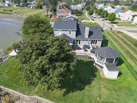 Tiny photo for 4710 305th Street, Toledo, OH 43611 (MLS # 10000898)