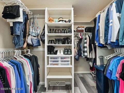 Tiny photo for 4710 305th Street, Toledo, OH 43611 (MLS # 10000898)