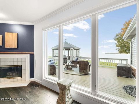 Tiny photo for 4710 305th Street, Toledo, OH 43611 (MLS # 10000898)