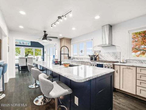 Tiny photo for 4710 305th Street, Toledo, OH 43611 (MLS # 10000898)