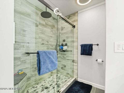 Tiny photo for 4710 305th Street, Toledo, OH 43611 (MLS # 10000898)