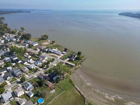 Tiny photo for 4710 305th Street, Toledo, OH 43611 (MLS # 10000898)