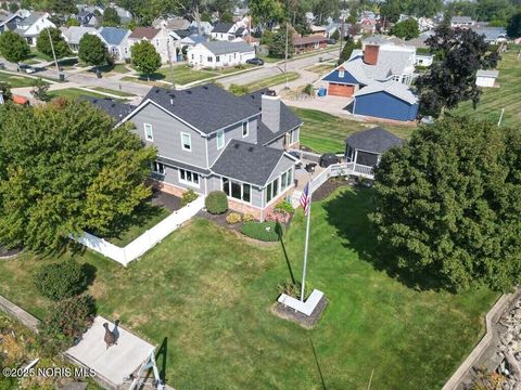 Tiny photo for 4710 305th Street, Toledo, OH 43611 (MLS # 10000898)