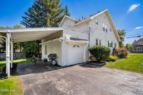 Tiny photo for 922 Farnsworth Road, Waterville, OH 43566 (MLS # 10013915)