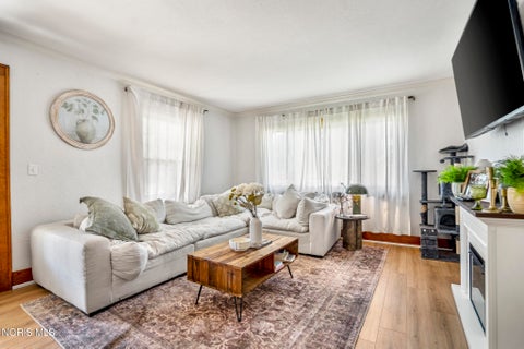 Tiny photo for 922 Farnsworth Road, Waterville, OH 43566 (MLS # 10013915)