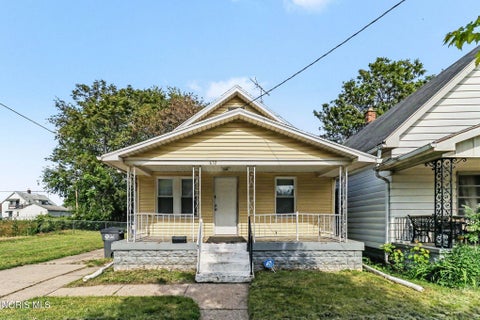 Tiny photo for 630 Marmion Avenue, Toledo, OH 43607 (MLS # 10008563)