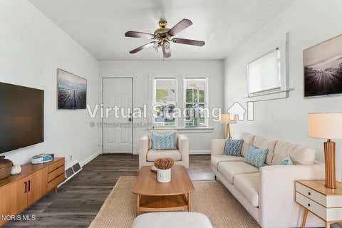 Tiny photo for 630 Marmion Avenue, Toledo, OH 43607 (MLS # 10008563)