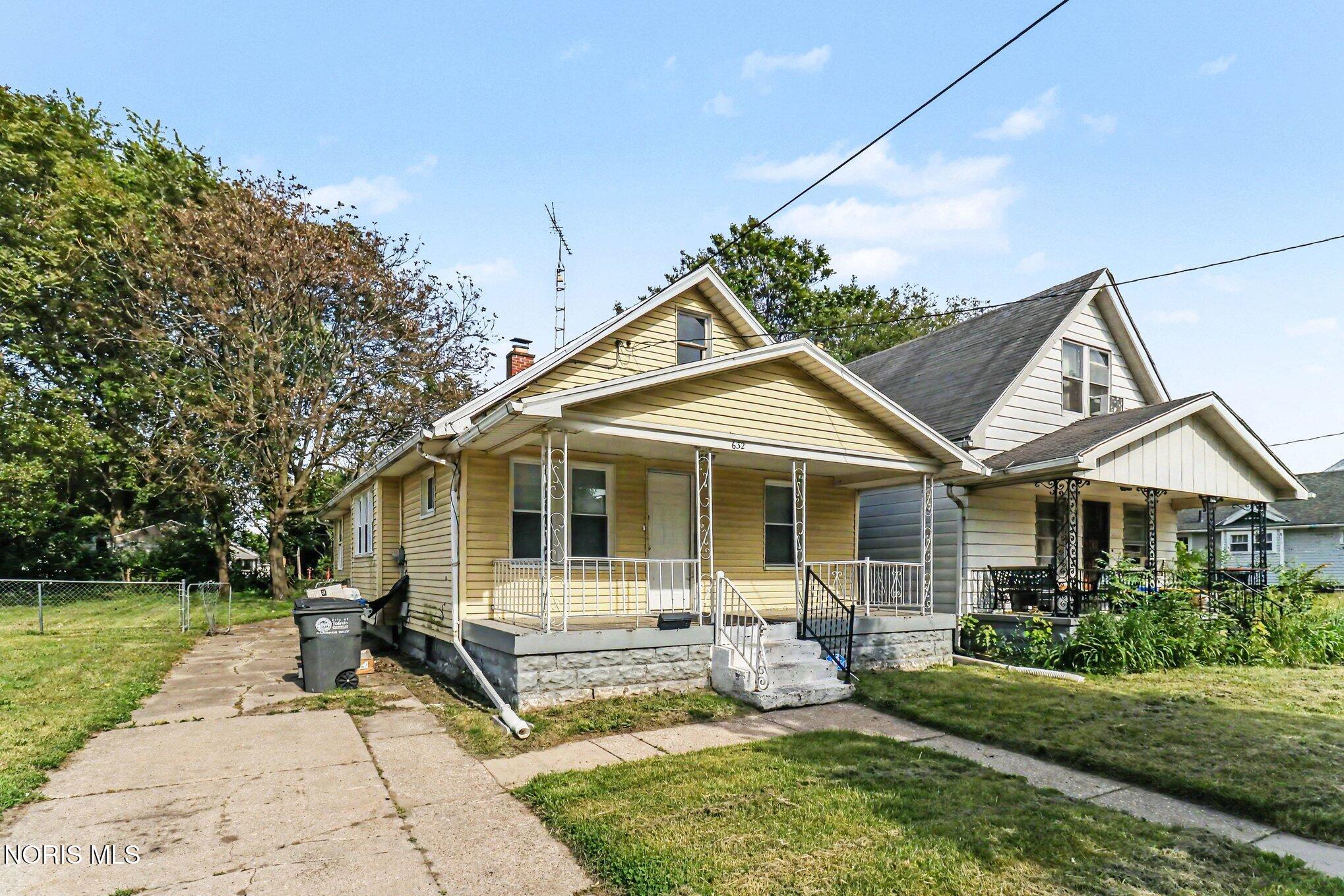 630 Marmion Avenue