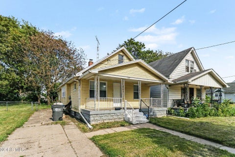 Tiny photo for 630 Marmion Avenue, Toledo, OH 43607 (MLS # 10008563)