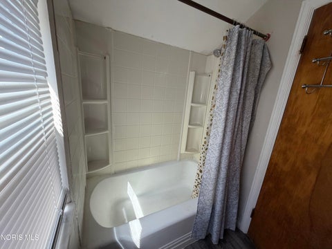 Tiny photo for 2543 Rosedale Avenue, Toledo, OH 43606 (MLS # 10013429)