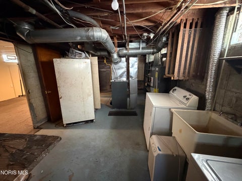 Tiny photo for 2543 Rosedale Avenue, Toledo, OH 43606 (MLS # 10013429)