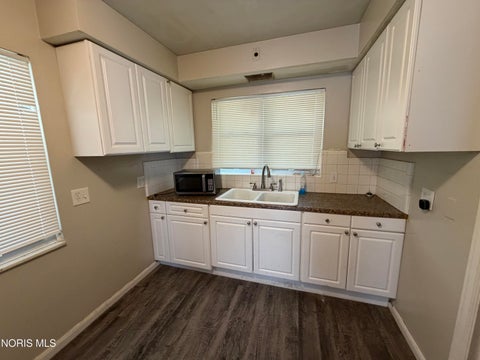 Tiny photo for 2543 Rosedale Avenue, Toledo, OH 43606 (MLS # 10013429)
