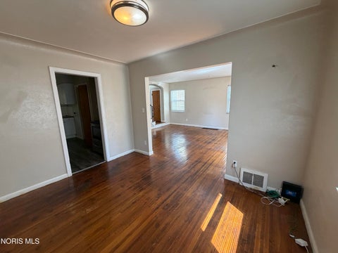 Tiny photo for 2543 Rosedale Avenue, Toledo, OH 43606 (MLS # 10013429)