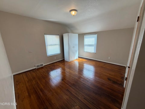 Tiny photo for 2543 Rosedale Avenue, Toledo, OH 43606 (MLS # 10013429)