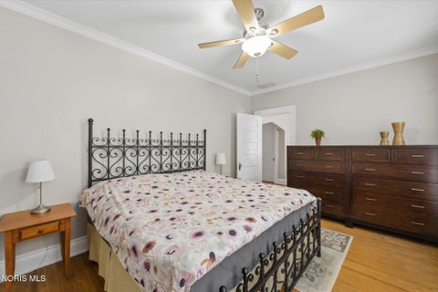 Tiny photo for 2447 Robinwood Avenue, Toledo, OH 43620 (MLS # 10012235)