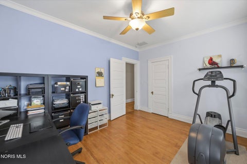 Tiny photo for 2447 Robinwood Avenue, Toledo, OH 43620 (MLS # 10012235)