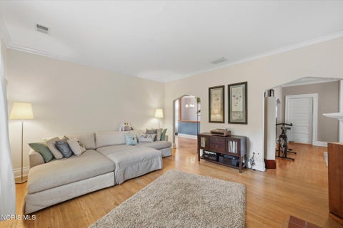 Tiny photo for 2447 Robinwood Avenue, Toledo, OH 43620 (MLS # 10012235)