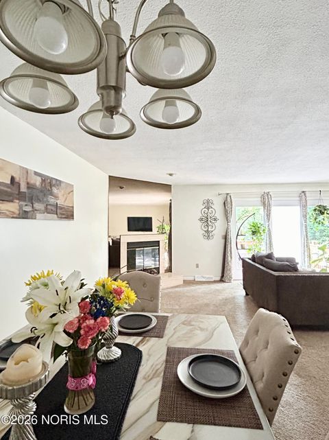 Tiny photo for 1562 Saddlebrook Court # B, Toledo, OH 43615 (MLS # 10003952)