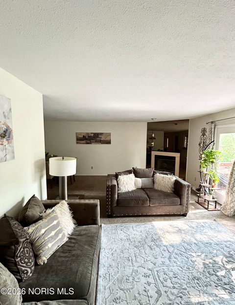 Tiny photo for 1562 Saddlebrook Court # B, Toledo, OH 43615 (MLS # 10003952)