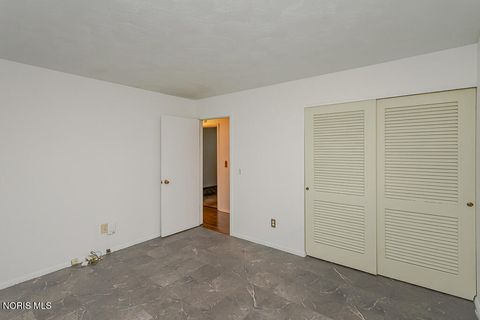 Tiny photo for 2342 Dellwood Drive, Toledo, OH 43613 (MLS # 10008172)