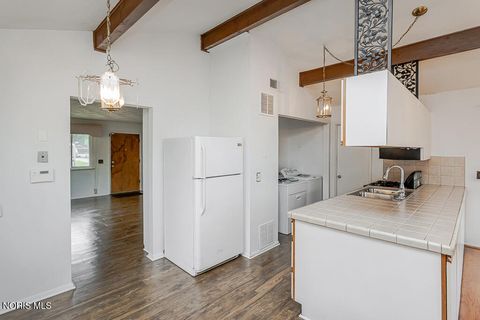 Tiny photo for 2342 Dellwood Drive, Toledo, OH 43613 (MLS # 10008172)
