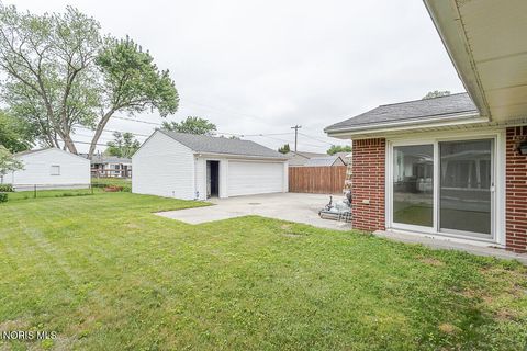 Tiny photo for 2342 Dellwood Drive, Toledo, OH 43613 (MLS # 10008172)