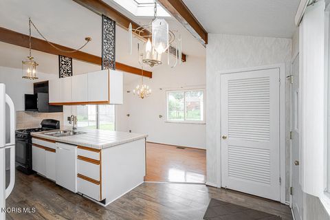 Tiny photo for 2342 Dellwood Drive, Toledo, OH 43613 (MLS # 10008172)