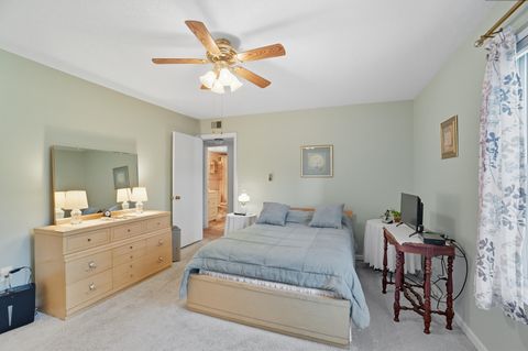 Tiny photo for 435 Park Avenue #Apt 101, Fostoria, OH 44830 (MLS # 10000016)