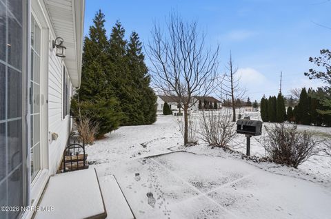 Tiny photo for 759 Greystone Drive, Bowling Green, OH 43402 (MLS # 10002665)