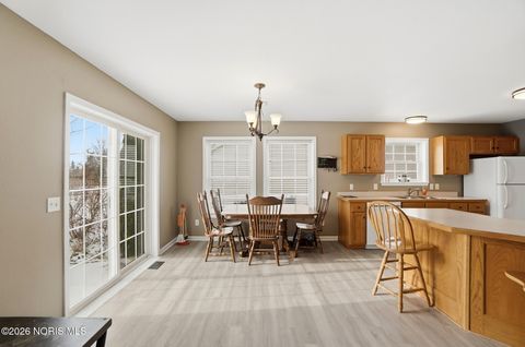 Tiny photo for 759 Greystone Drive, Bowling Green, OH 43402 (MLS # 10002665)