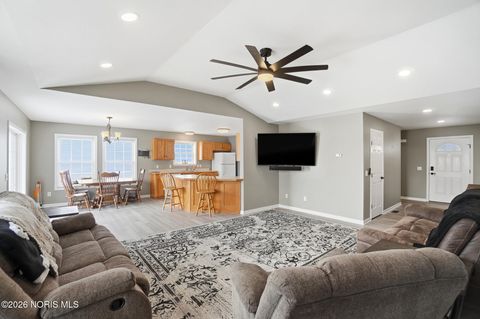 Tiny photo for 759 Greystone Drive, Bowling Green, OH 43402 (MLS # 10002665)