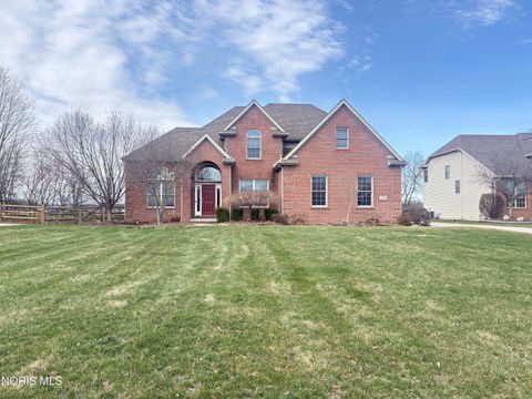 Photo of 3100 Lexington Glen Boulevard, Monclova, OH 43542 (MLS # 10005129)