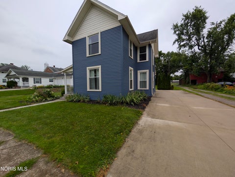Tiny photo for 24269 W Second Street, Grand Rapids, OH 43522 (MLS # 10009500)