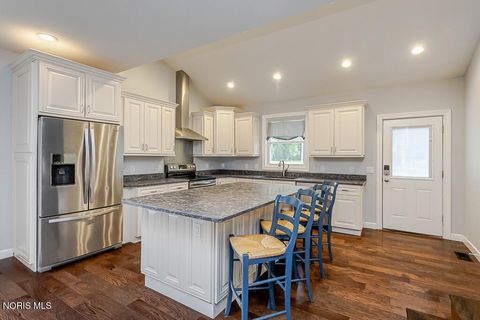 Tiny photo for 24269 W Second Street, Grand Rapids, OH 43522 (MLS # 10009500)