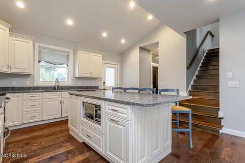 Tiny photo for 24269 W Second Street, Grand Rapids, OH 43522 (MLS # 10009500)