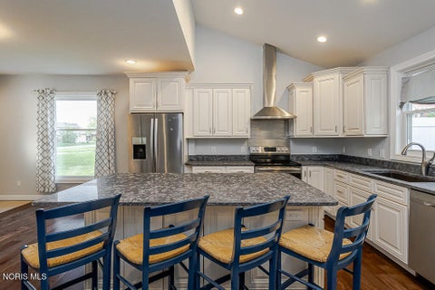 Tiny photo for 24269 W Second Street, Grand Rapids, OH 43522 (MLS # 10009500)