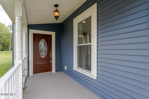 Tiny photo for 24269 W Second Street, Grand Rapids, OH 43522 (MLS # 10009500)