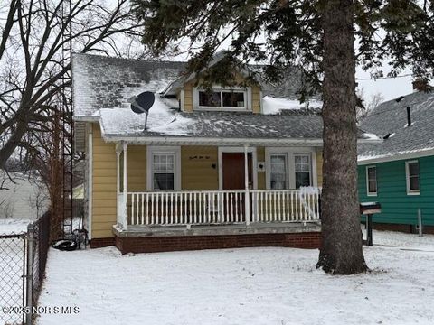 Tiny photo for 2110 Wychwood Street, Toledo, OH 43613 (MLS # 10002670)