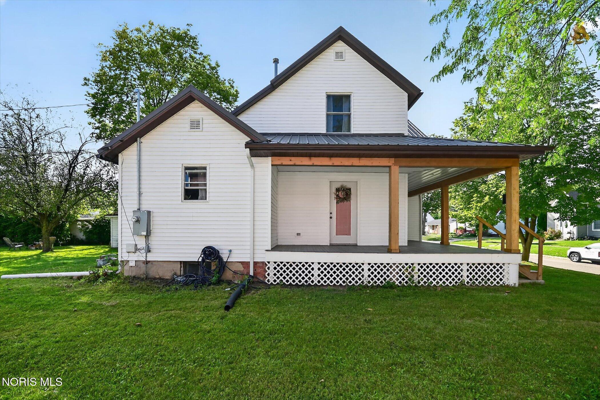 609 Strong Street
