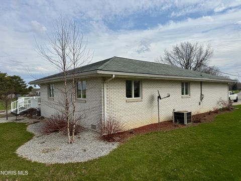 Tiny photo for 600 Sunset Drive, Upper Sandusky, OH 43351 (MLS # 10005930)