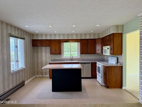 Tiny photo for 600 Sunset Drive, Upper Sandusky, OH 43351 (MLS # 10005930)